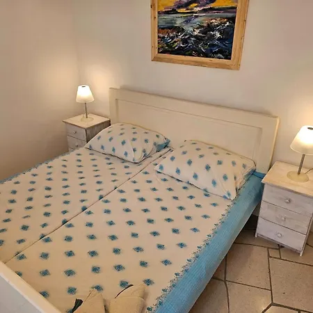 Lisko - Five Bedroom With Private Pool Дом отдыха *