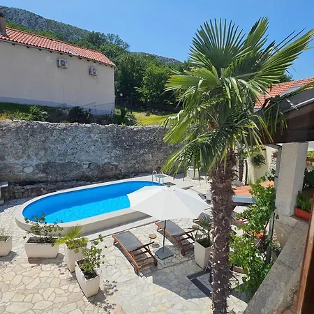 Lisko - Five Bedroom With Private Pool Tribalj (Primorsko-Goranska)