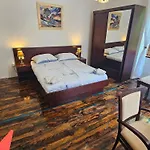Lisko - Five Bedroom With Private Pool *